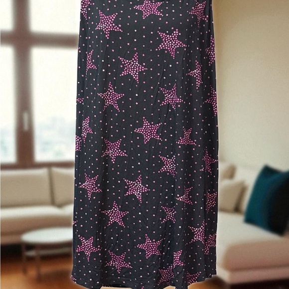 SOLD Torrid Black and Pink Starry Chemise - Picture 1 of 4